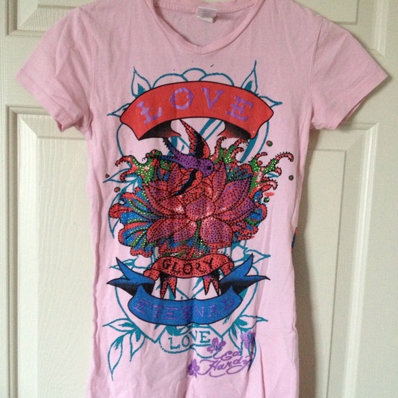 🚨BUNDLED🚨 Ed Hardy Tshirt (girls)