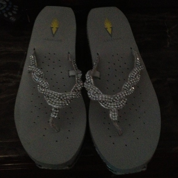 Size 9 sandals