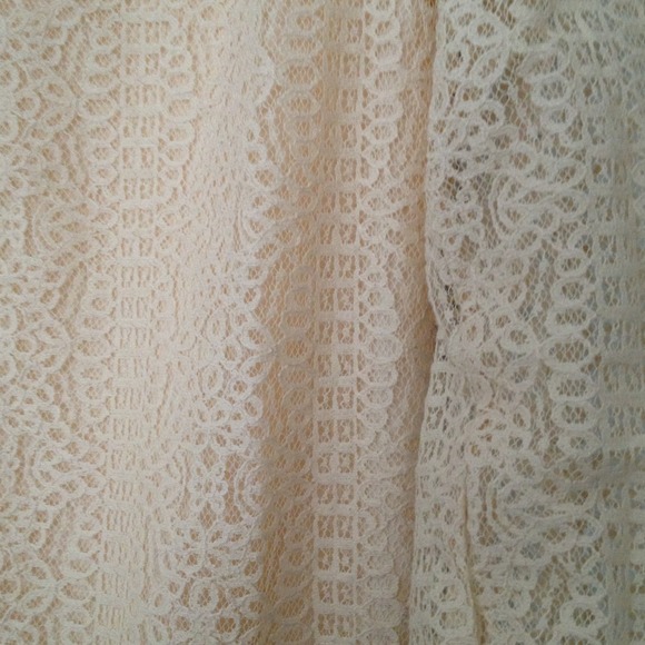 🎉HOST PICK🎉NWT Love 21 Lace Dress sz S - Picture 2 of 3