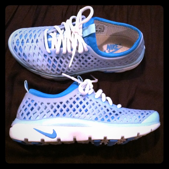 Nike Air Running Shoes - only worn a few times