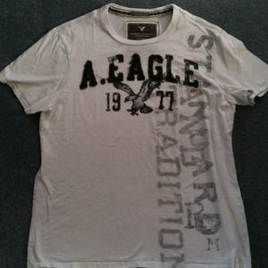 Mens american eagle tshirt