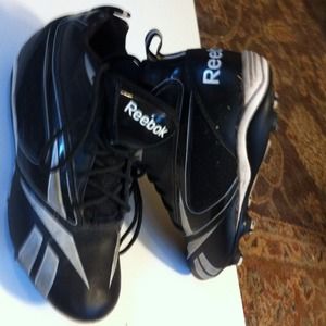 BACK2SCHOOL SPORTS SOCCER/SOFTBALL Reebok Cletes