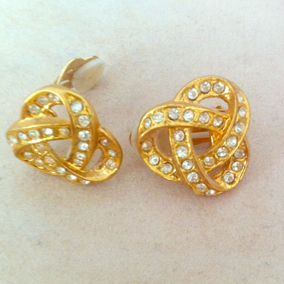 Gold and rhinestones clip on earrings