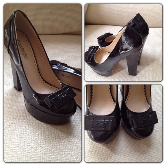 shoedazzle Shoes - High heel shoe