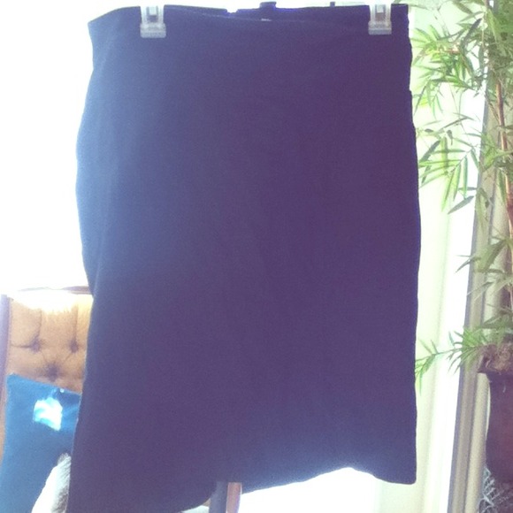 ✨Black Pencil Skirt