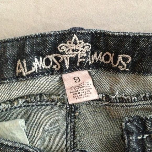 Almost Famous denim jeans w/ belt