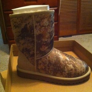 On hold🙅UGG boots W classic shirt novelty 3348