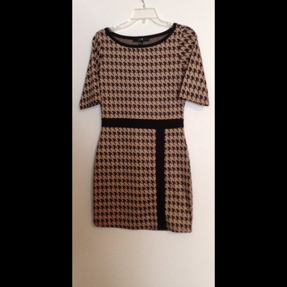 🎀FREE WITH PURCHASE🎀Forever XXI dress