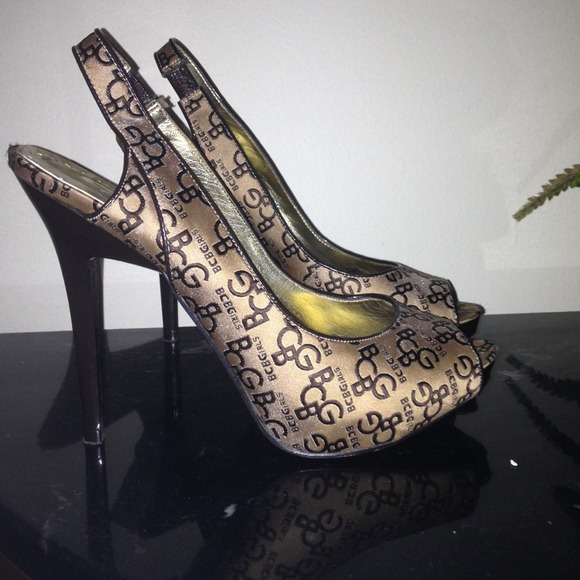 BCBG 7.5 heels