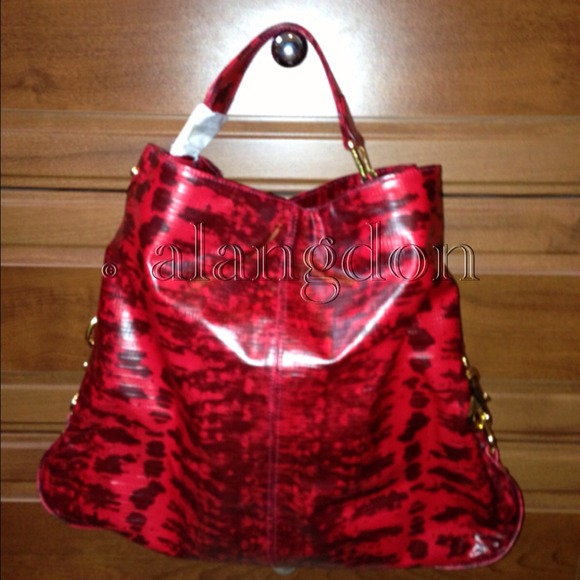 Rebecca Minkoff Handbags - ❗NEW❗ Rebecca Minkoff Nikki bag