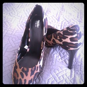Cheetah heel