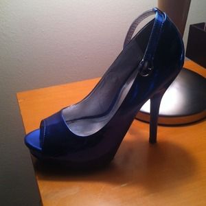 ✂Reduced Charlotte Russe pumps✂