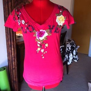 💝 SOLD 💝 JWLA red "love" tee