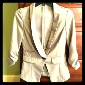 Grey blazer