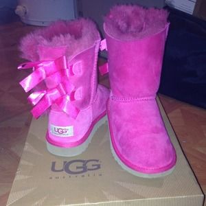 Pink Bow Uggs