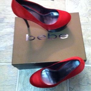 Bebe Pumps SZ 7