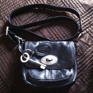 Black fossil purse