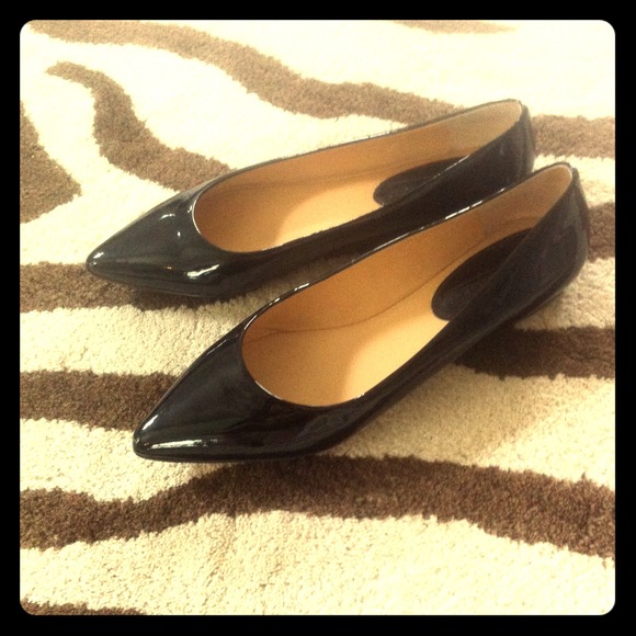 **Reserved**Chocolate Banana Republic Flats Size 8