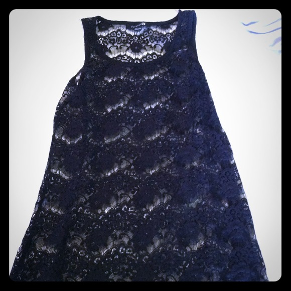 Lace tank top - Picture 1 of 1