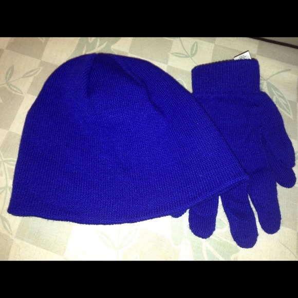 Royal blue beautiful Girls/ladies hat & gloves set