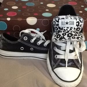 Price reduced Girls kids converse size 12