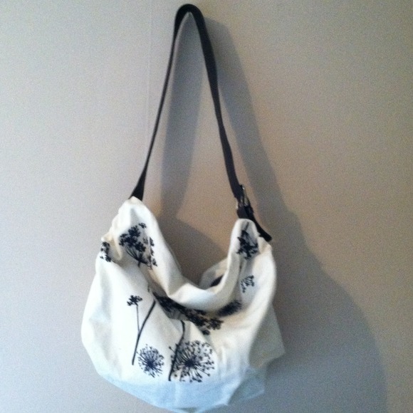 ##SOLD##. Canvas & leather bag