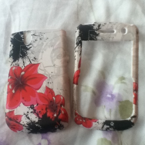 Blackberry Bold 9650 Cellaris phone case.