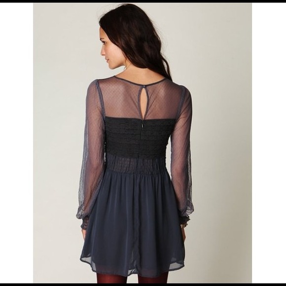 SOLD FREE PEOPLE lace gray dress - Picture 3 of 3