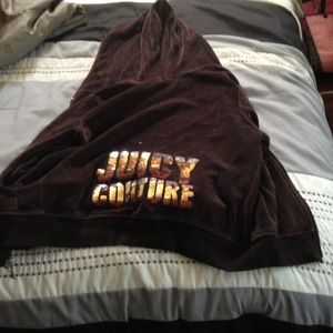 Juicy Couture Valour Sweatsuit.