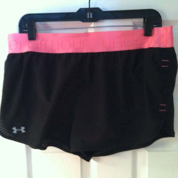 🚫SOLD🚫Running shorts