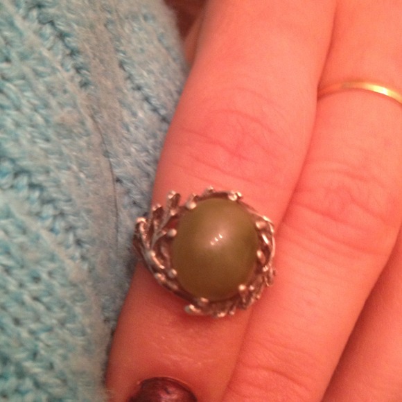 Exquisite True Jade-GreenStone Ring