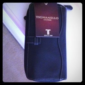 **JUST REDUCED**Tignanello pebble leather wallet!!