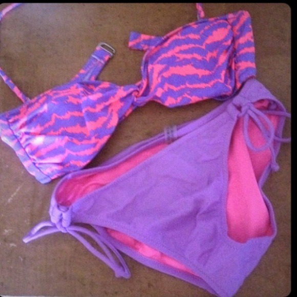 Vs bikini!