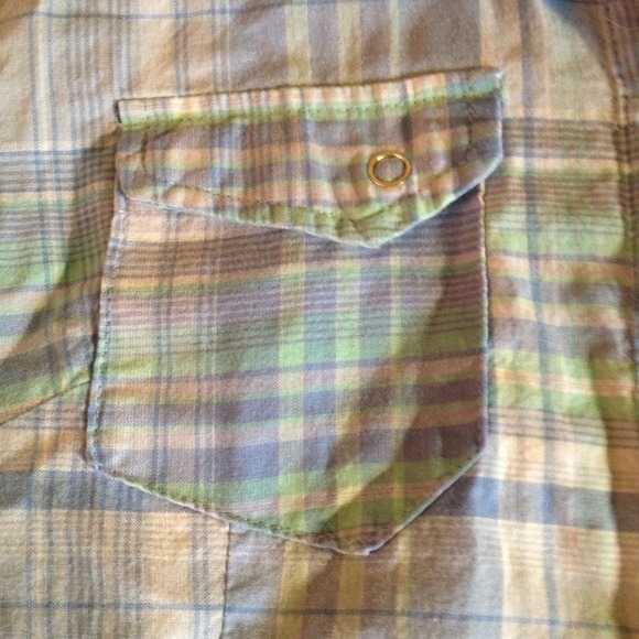 Plaid shirt size M worn gently - Picture 3 of 3