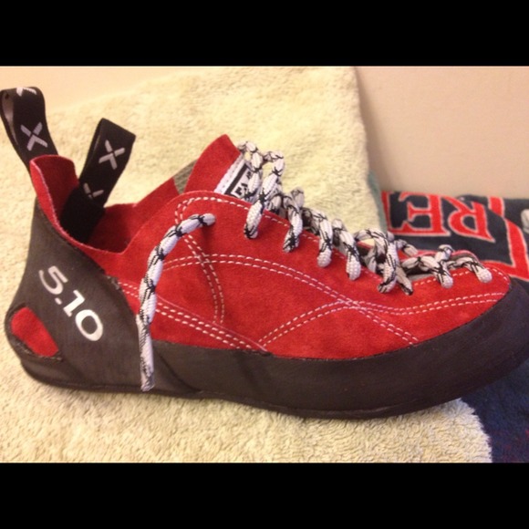 Rock Climbimg Shoes