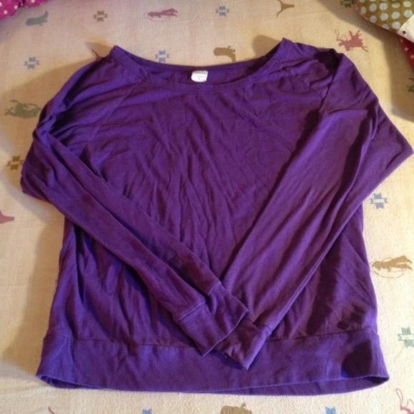 Tops - Plain purple long sleeve shirt size M