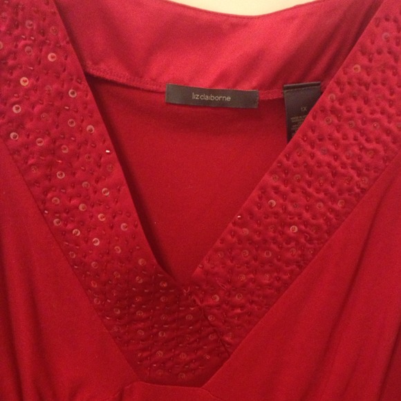 SOLD Red tank - Picture 2 of 2