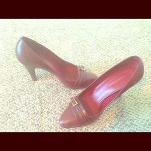 Banana Republic red wine shoes