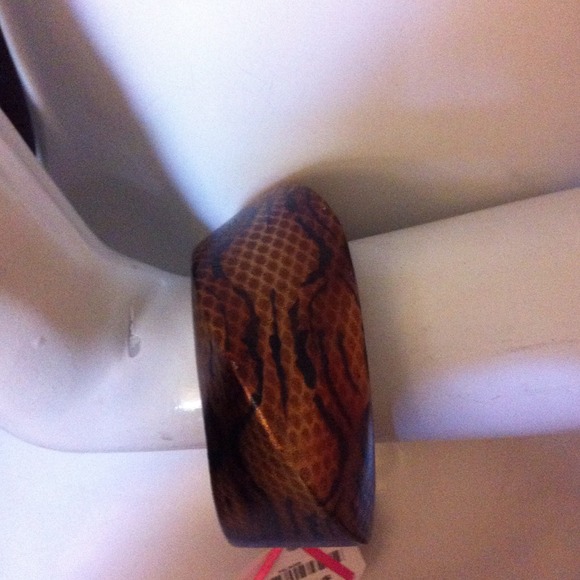 Python Skin Bracelet - Picture 2 of 4