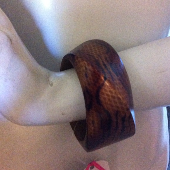 Python Skin Bracelet - Picture 3 of 4