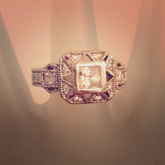 .925 sterling silver & CZ ring