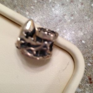 Chamilia sand castle charm