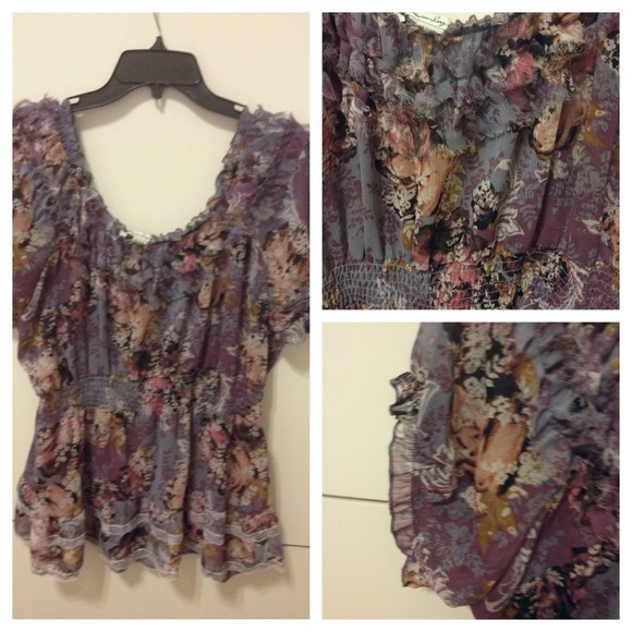 BUNDLED-Ultra feminine lavender top