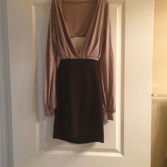 Dress - Picture 1 of 1