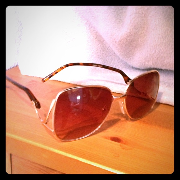 Cute brown sunglasses