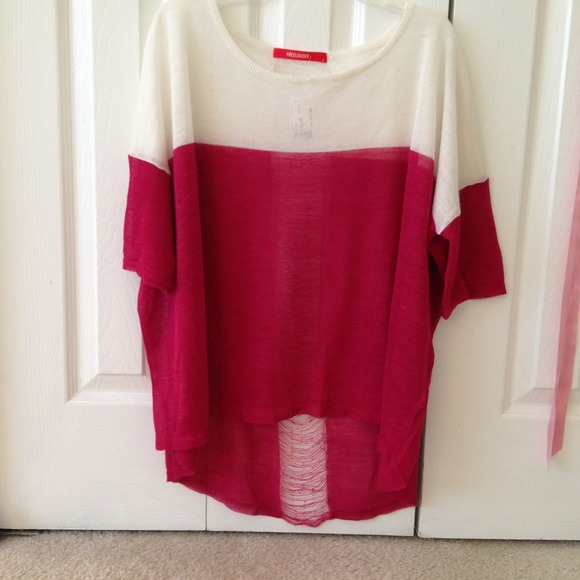 ❌SOLD❌Freeloader crop top (high low top)