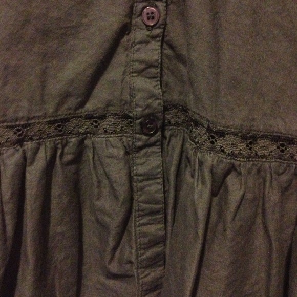 SOLD IN BUNDLE! H&M Prairie Cotton Shirt Dress - Picture 4 of 4