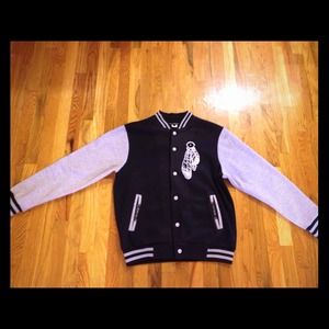 ❌📦***Sold***📦❌Red Tribe®2013