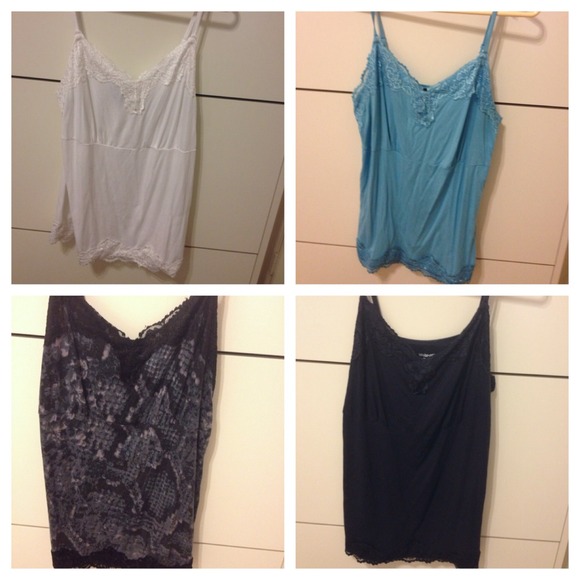 HOLD Set of 4 long layering tanks