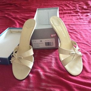 Nine West leather mules